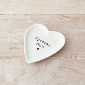 A chic heart shaped trinket dish with a 'Special Mum' slogan. 