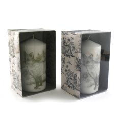 An assortment of 2 woodland toile pillar candles in green and blue colours. Complete with matching gift box.