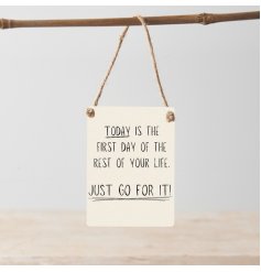 A motivational mini metal sign. Perfectly sized to pop in the post to give a loved one or friend encouragement.