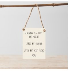 Gift your Granny with this heartfelt mini metal sign. Perfectly sized to pop in the post with a sweet sentiment. 