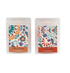 An assortment of 2 packs of wax melts, each with a fresh citrus scent. Beautifully packaged with a Summer Tile design. 