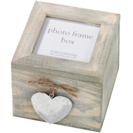 Square Frame Box With Metal Heart