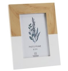 A classic and timeless photo frame with a white dipped effect design.