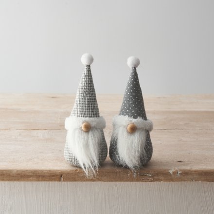 A mix of 2 charming gonk decorations in grey and white fabric designs. 