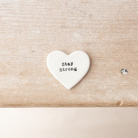 Stay Strong Heart, 4cm