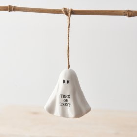 An adorable porcelain ghost decoration with TRICK OR TREAT slogan and rustic jute string hanger. 