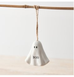 A charming and unique ghost decoration with BOO slogan and jute string hanger. 