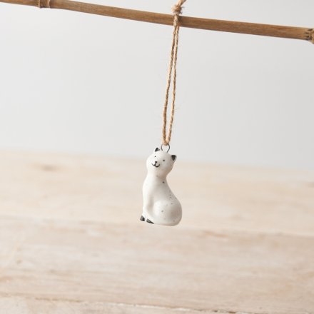 A porcelain cat hanging decoration with a twine hanger, delicate speckled pattern and cute smiling face! 