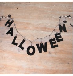 Decorate the home this spooky season with this jet black 'Halloween' bunting.