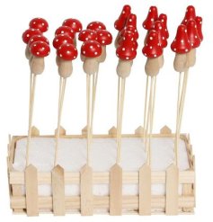 Add these charming wooden mushroom stakes to your favourite pots and planters to elevate their appearance. 