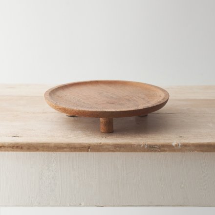 Display your homewares with this charming round tray with feet. A unique display item and decorative accessory