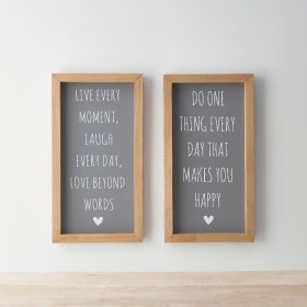 2 Assorted quote plaques each with chunky wooden frame, stylish grey background and heart motifs. 
