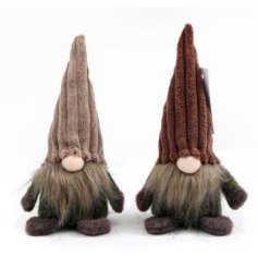 A mix of 2 charming seasonal gonks in earthy brown and green colours. A beautifully detailed festive item