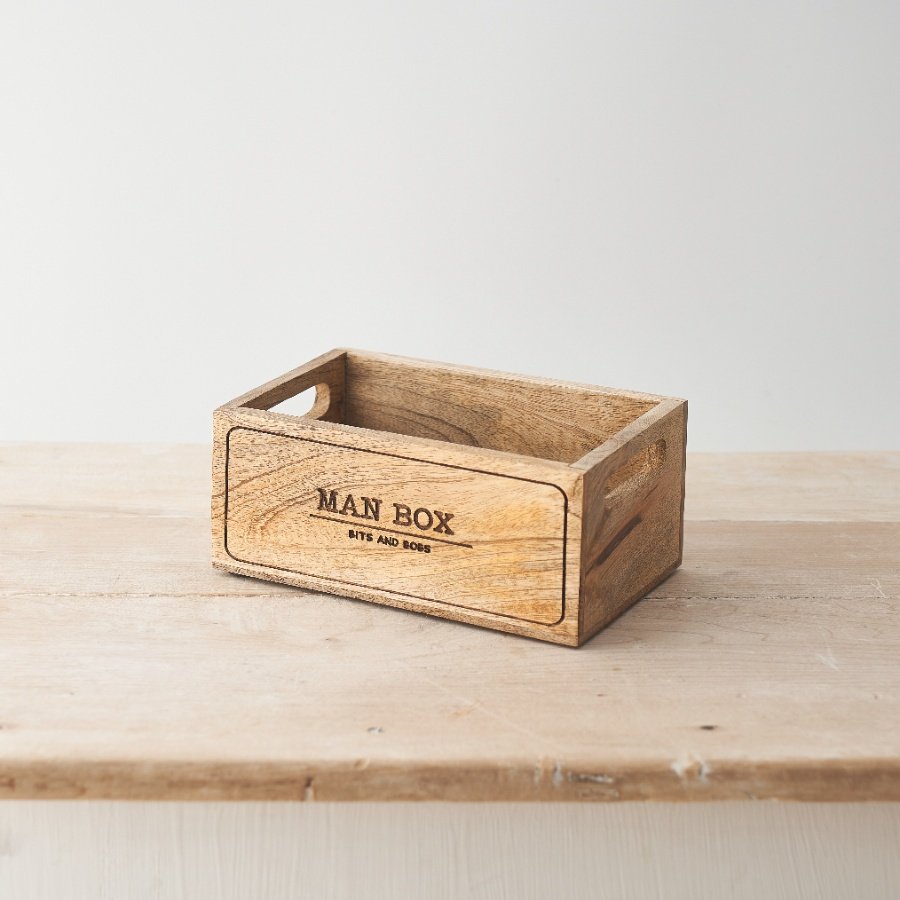 a man box crate with two carry handles