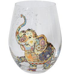 A stemless glass that's both adorable and functional