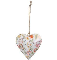 This Floral Heart Hanger is a great way to bring a little bit of springtime into the home.