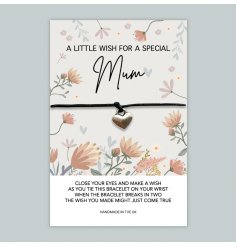 A special gift for a special mum. Perfectly sized to pop inside a greetings card whatever the occasion. 