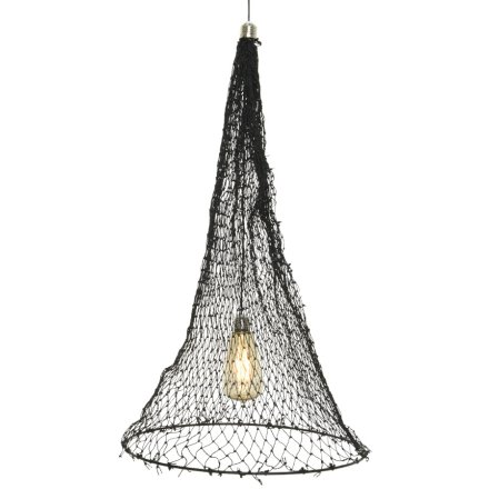 An outdoor pendant light in black, powered by the sunlight. 