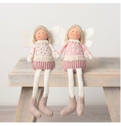 An assortment of 2 charming fabric angel decorations. Dressed in vintage floral patterns with cream lace trims. 