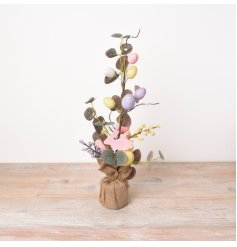 Make a statement this season with this large artificial egg tree featuring pastel coloured speckled eggs