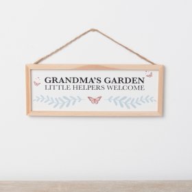 This stylish Garden sign is the perfect gift for green fingered Grandma's. 