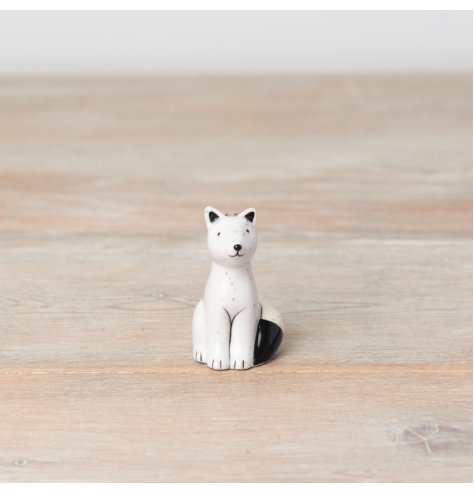 A stylish and unique miniature porcelain figure. A great gift item and keepsake whatever the occasion. 