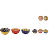 An assortment of 3 patterned stylish bowls, perfect for serving nibbles and snacks in! 