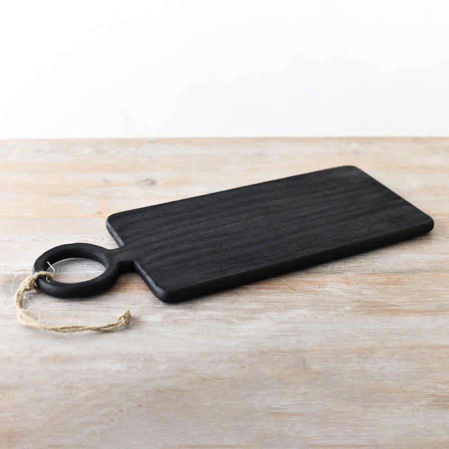 Add this stylish board to the kitchen aesthetic with its black hue. 