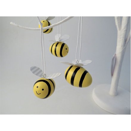 A cute little metal bee hanging decoration.