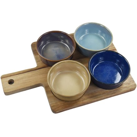 Round Snack Dishes & Wood Tray Set of 4