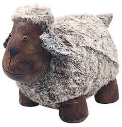 This sheep doorstop in XL is perfect for keeping doors ajar or pushed too. It features a rustic design and emphasises 