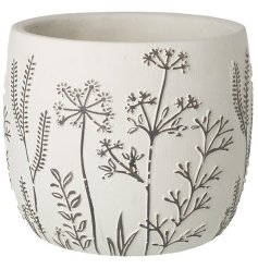 A perfect addition to any home, this medium-sized pot features an intricate black and white flower pattern.
