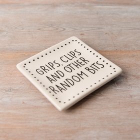 A bold and stylish ceramic trinket dish for grips, clips and other random bits! A great gift item. 