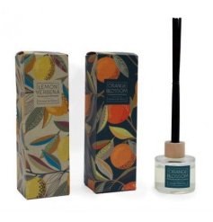 Fill the home with an inviting, fruity aroma with this assortment of 2 citrus reed diffusers. 