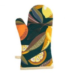 This single oven glove is bursting with colour, detailing a citrus fruit design. 