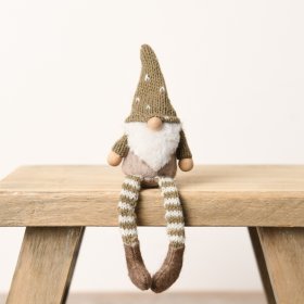 Introducing our must-have holiday essential: the delightful 15cm Fabric Gonk in green!