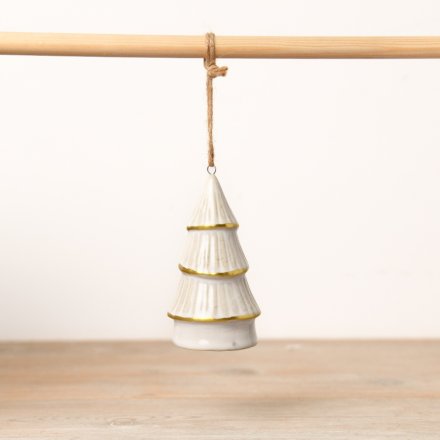 A charming ceramic tree hanger in a natural white glaze, enhanced with a stunning gold trim.