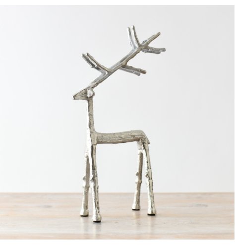 Get in the holiday mood with stylish reindeer ornaments #festiveoranges