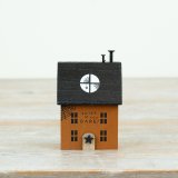Turn your home into a Halloween haven with our Orange and Black Wooden House Block