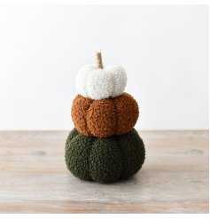 A stylish sherpa pumpkin stack in rich autumn colours. Complete with jute wrapped stalk. 