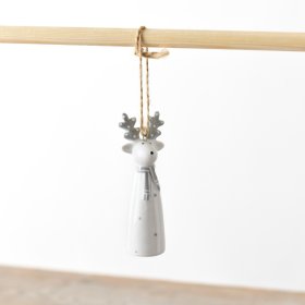 Make your holiday decor complete with this elegant tree hanger. Perfect for adding charm to any tree this season
