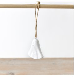 A cute and dainty ghost hanger, complete with a black chic speckle and adorable smiley face.