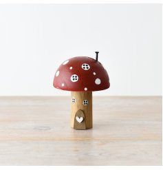 Wooden Dark Red Mushroom House 11cm