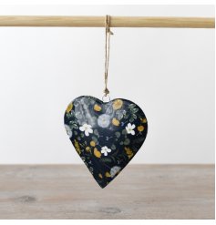 Metal Floral Hanging Heart 10cm