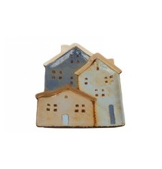 Get yourself the essential home accessory with our adorable house plate, ideal for keeping keys and more organised.