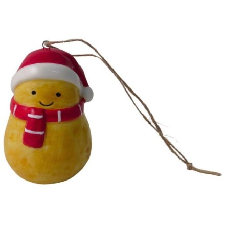 Add some holiday cheer to your tree with this adorable potato decoration! Perfect for a touch of humor this Christmas.