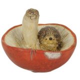 An eye-catching piece with realistic colouring and features this ornament is as life like as you can get! 