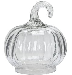 This cute clear pumpkin is the perfect autumnal addition to your home.