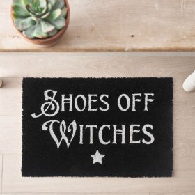 Add a spooky touch to the door entrance with this black doormat with Halloween text.