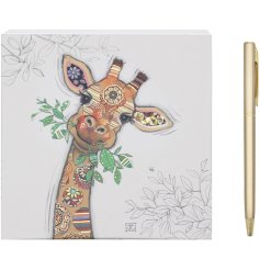 This charming memo block features an eye-catching design of a playful giraffe. 